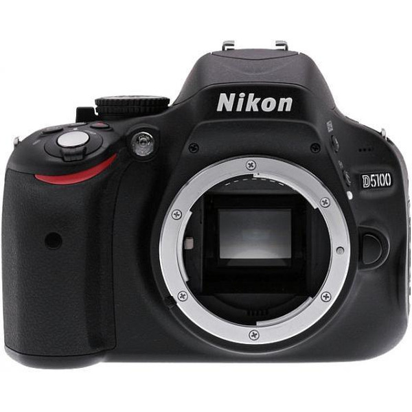 Фотокамера NIKON D5100 комплект с 18-105 VR