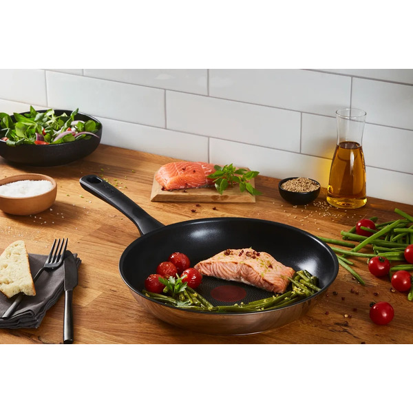 Сковорода TEFAL Edition G7380674 28 см