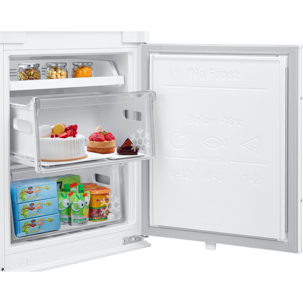 Встраиваемый холодильник Samsung BRB30705DWW