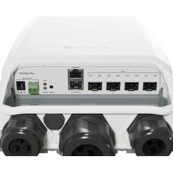 Коммутатор MikroTik CRS305-1G-4S+OUT