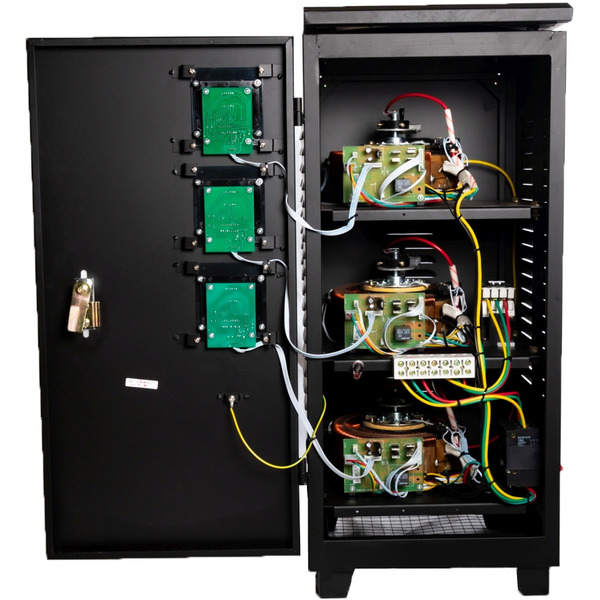 Стабилизатор напряжения Ресанта ACH-9000/3-ЭМ