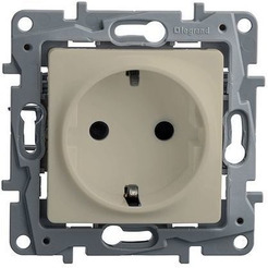 Розетка Legrand Etika 672321