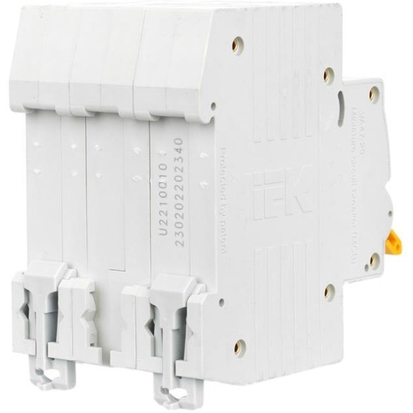 Выключатель автоматический IEK ВА47-29 40А 3Р 4.5кА С MVA20-3-040-C