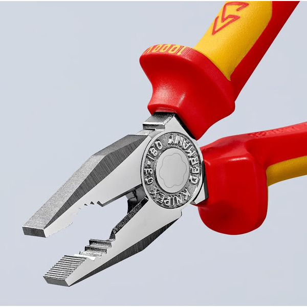 Плоскогубцы комбинированные KNIPEX 03 06 160