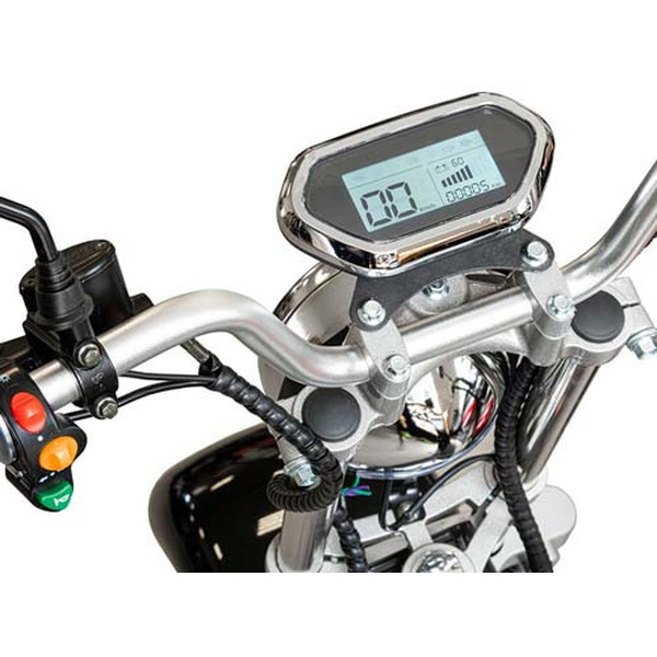 Электросамокат Yakama АР-Н008-3 (красный)