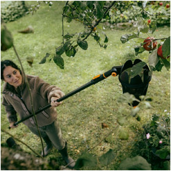 Черенок алюминиевый телескопический Fiskars 1080547 (119-174см)