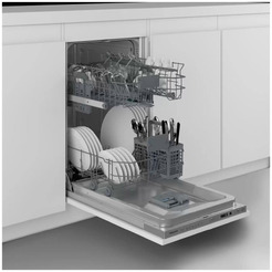 Встраиваемая посудомоечная машина Hotpoint HIS 1D67