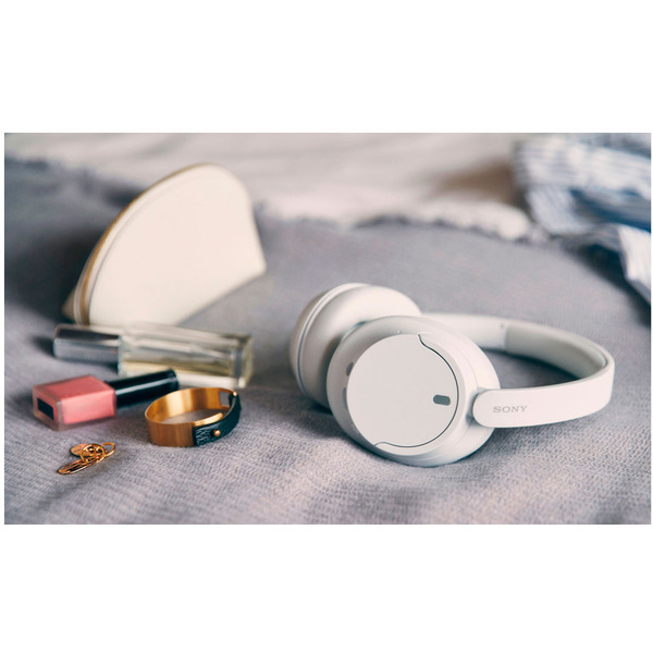 Наушники Sony WH-CH720N (белый)