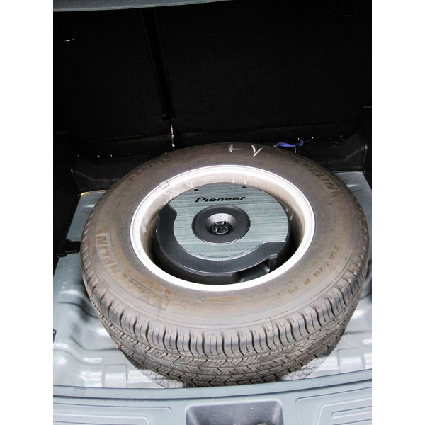 Корпусной активный сабвуфер Pioneer TS-WX610A