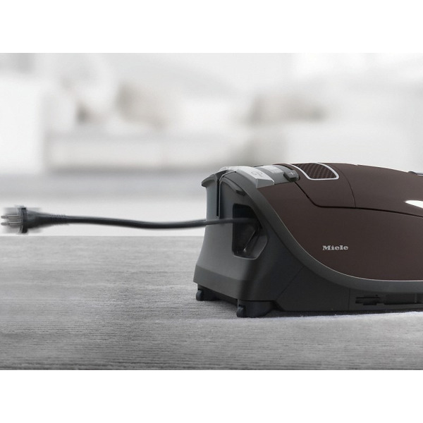 Пылесос Miele SGDA3 Complete C3 коричневый гавана