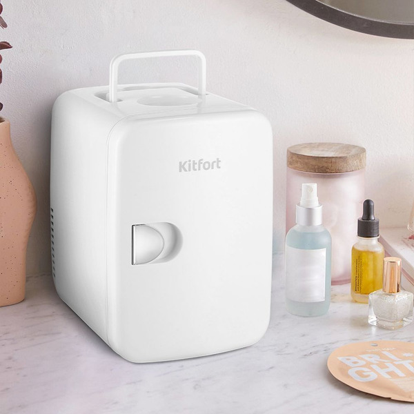 Холодильник для косметики Kitfort КТ-3160