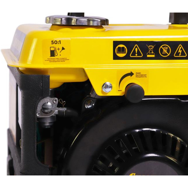 Генератор инверторный бензиновый Champion IGG1001