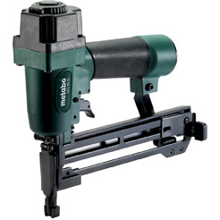 Скобозабиватель пневматический Metabo DKG 90/40 (601566500)