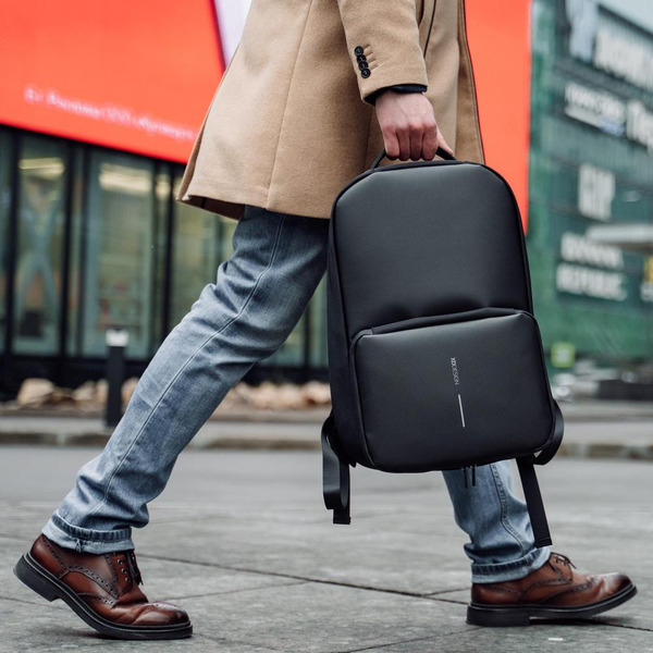 Рюкзак для ноутбука XD DESIGN Flex Gym Bag P705.801 (черный)