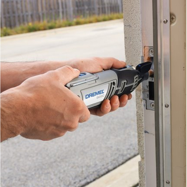 Гравер Dremel 8220 JD (F.013.822.0JD)