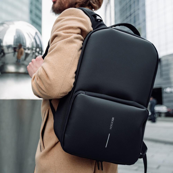 Рюкзак для ноутбука XD DESIGN Flex Gym Bag P705.801 (черный)