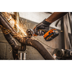 Пила циркулярная  AEG Powertools BMMS 18SBL-0 4935472280 (без АКБ)