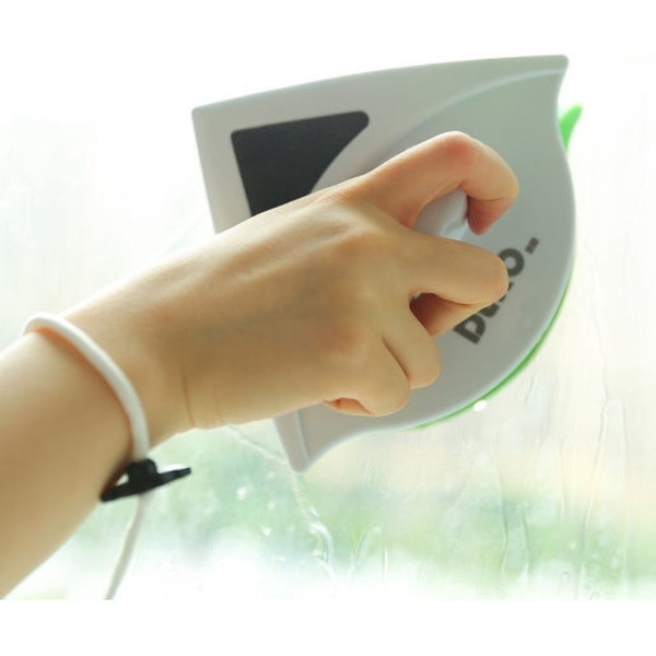 Магнитная щетка-стеклоочиститель DEKO WC03 (065-0848)