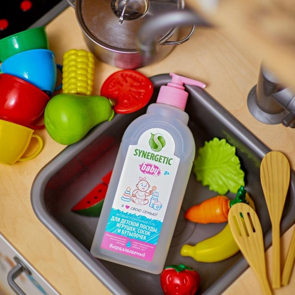 Средство для посуды, детских игрушек и бутылочек SYNERGETIC антибактериальное, гипоаллергенное, без запаха, 0,5л (103054)