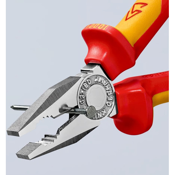 Плоскогубцы комбинированные KNIPEX 03 06 160