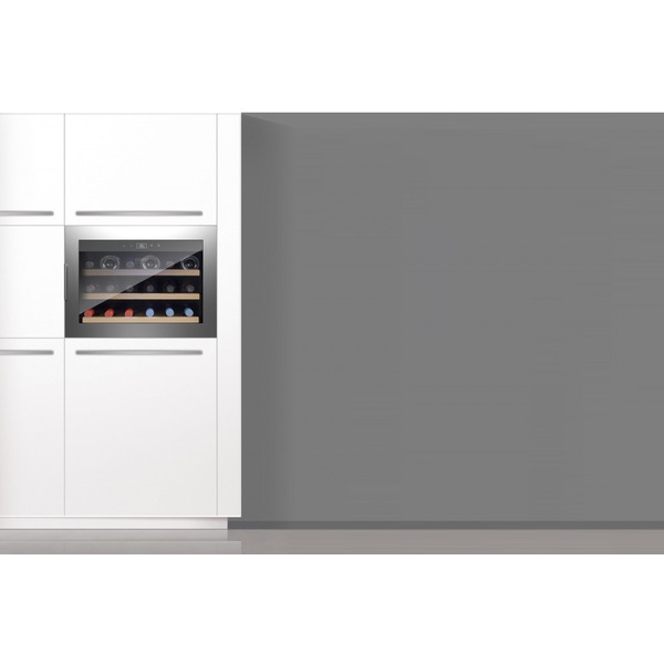 Винный шкаф CASO WineSafe 18 EB Inox