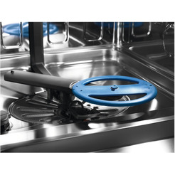 Встраиваемая посудомоечная машина Electrolux EES48200L