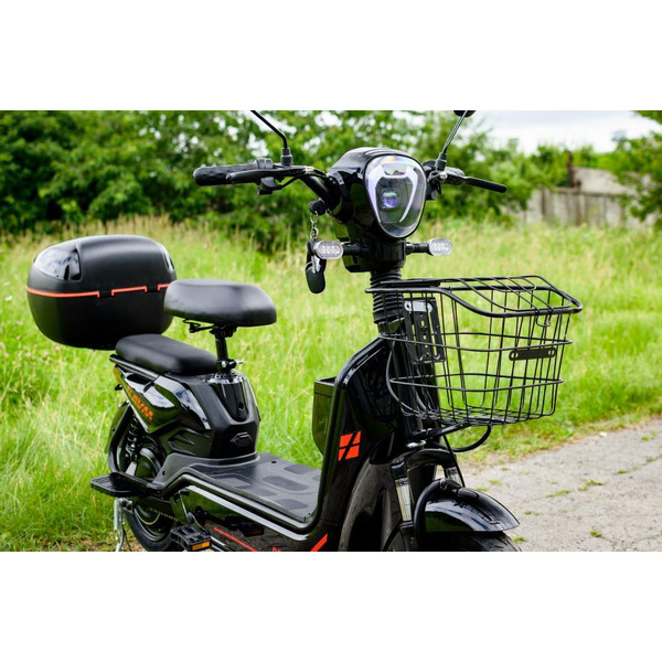 Электроскутер AVM Delta (черный)