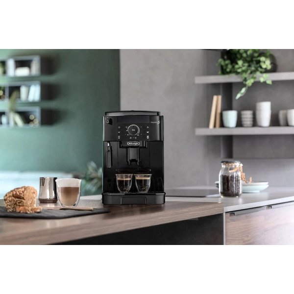 Кофемашина Delonghi Magnifica S ECAM 12.121.B