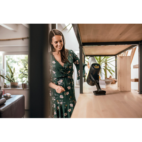 Пылесос сухой уборки Karcher VC 6 Cordless ourFamily Battery Plus*EU (1.198-677.0)