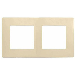 Рамка Legrand Etika 672512