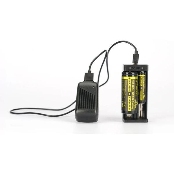 Зарядное устройство XTAR MC2 с USB кабелем